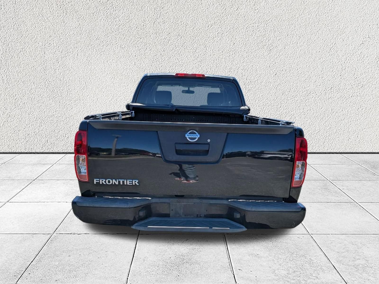 Used 2019 Nissan Frontier S RWD image 4