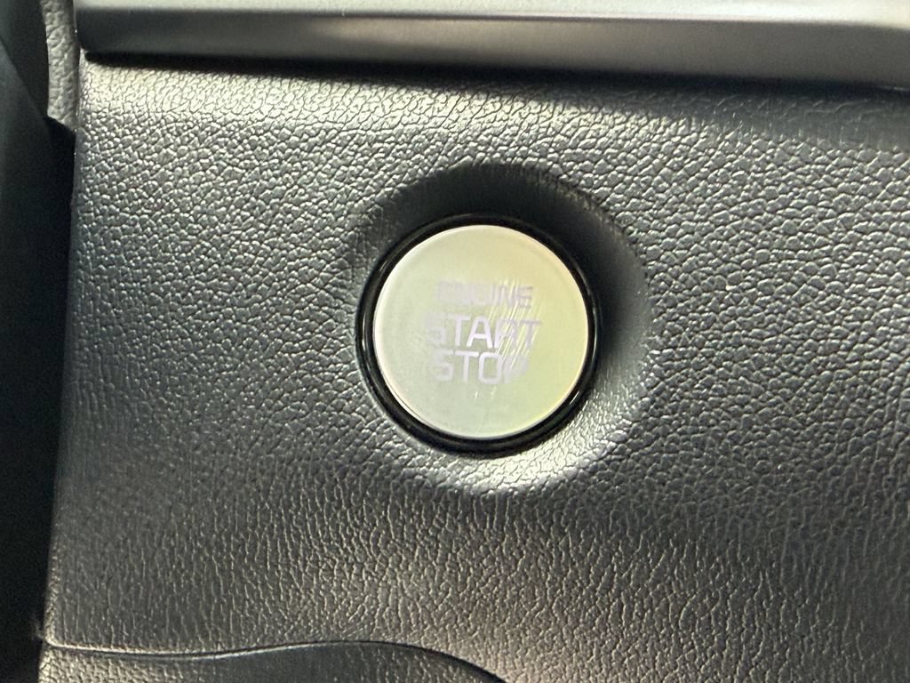 New 2026 Kia Sorento LX FWD image 21