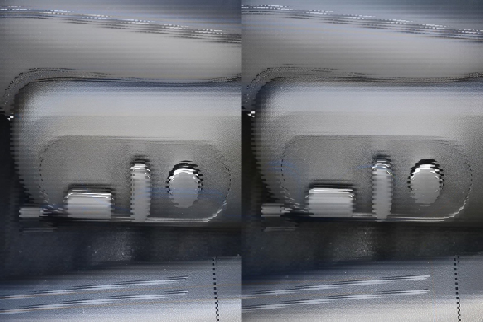 New 2025 Hyundai Ioniq 6 Limited image 15