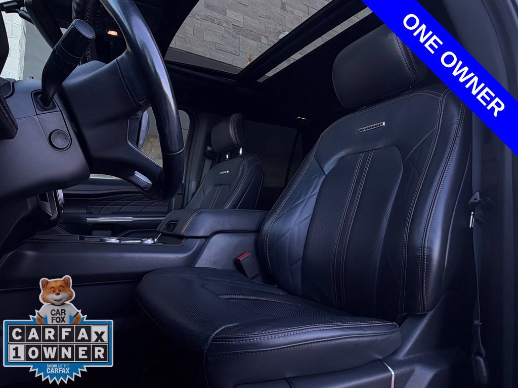 Used 2022 Ford Expedition Platinum AWD/4WD image 4