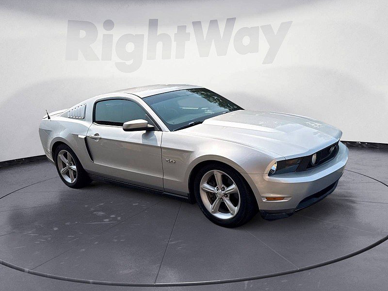 Used 2011 Ford Mustang GT Premium w/ GT Coupe Accessory Pkg 1 RWD image 7
