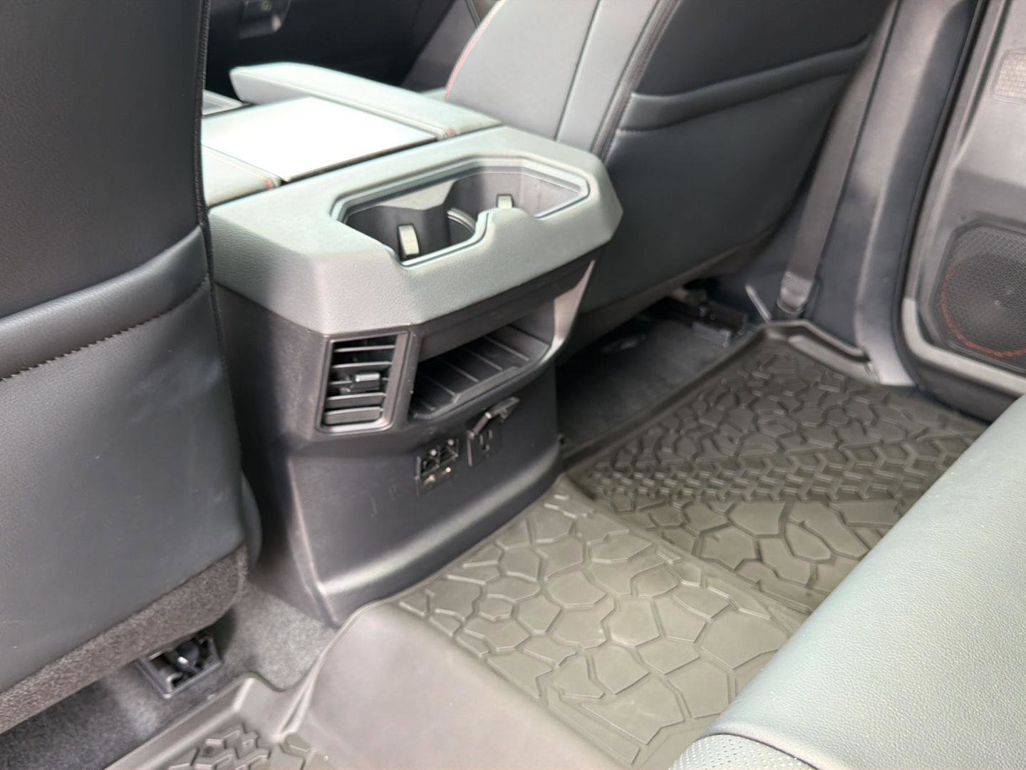 Used 2025 Toyota Tundra TRD Pro AWD/4WD image 13