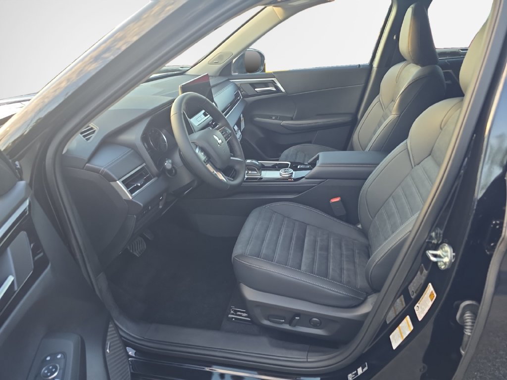 New 2026 Mitsubishi Outlander SE AWD/4WD image 11