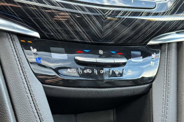 Certified 2025 Cadillac XT6 Premium Luxury image 21