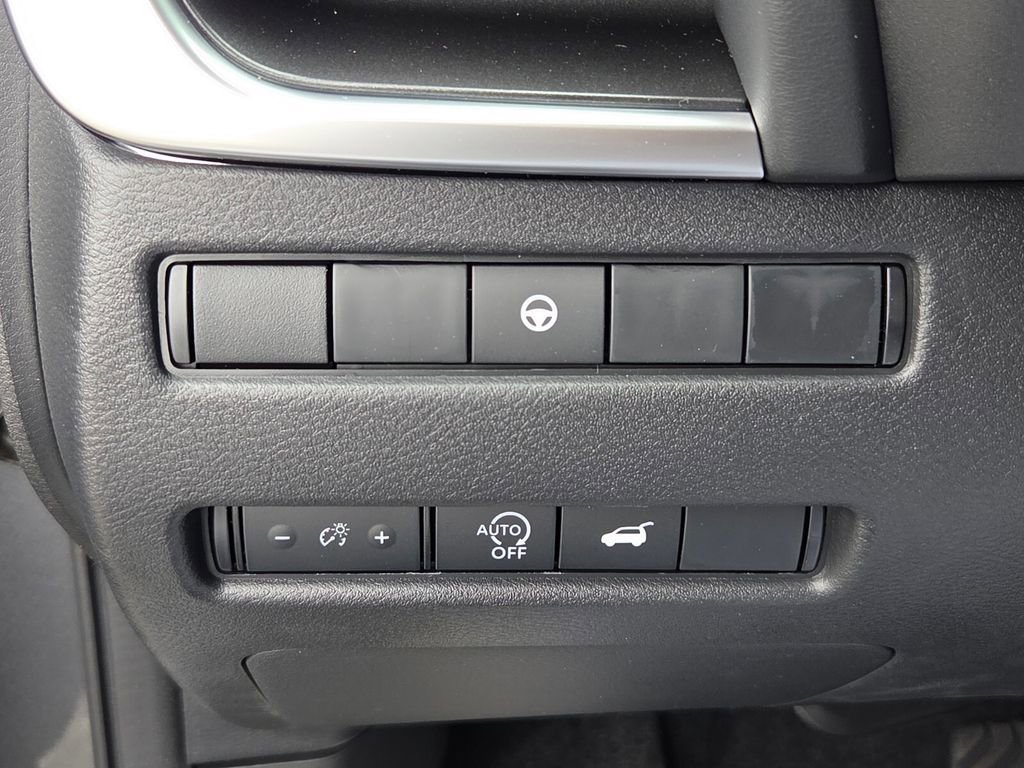 New 2026 Nissan Rogue SV image 25