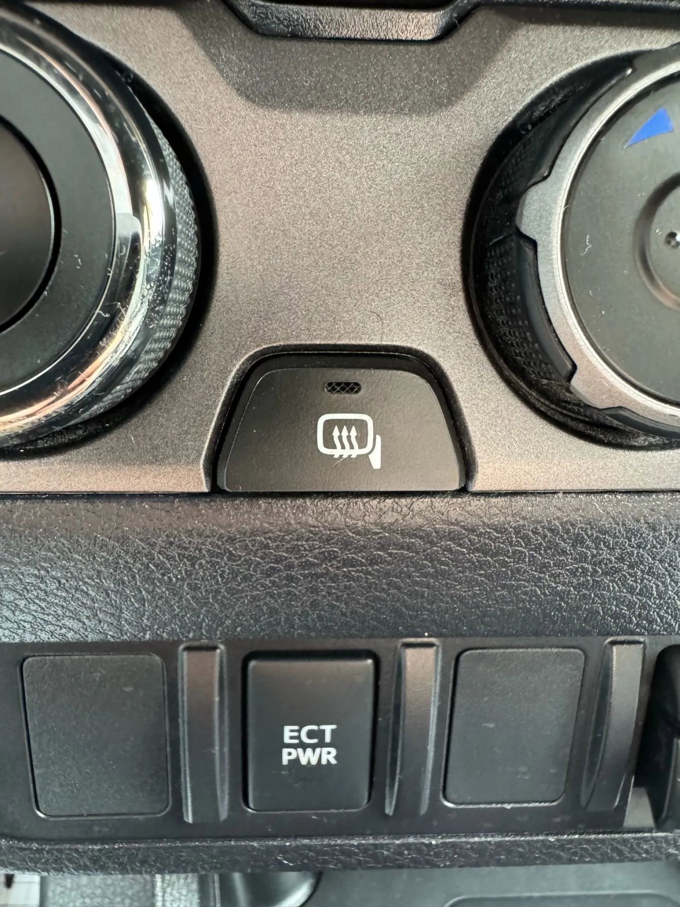 Used 2021 Toyota Tacoma TRD Off-Road image 27