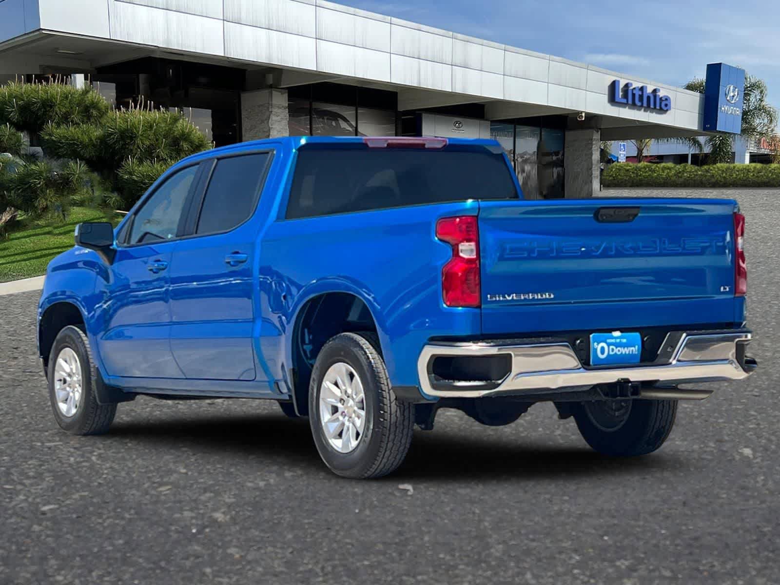 Used 2024 Chevrolet Silverado 1500 LT RWD image 7
