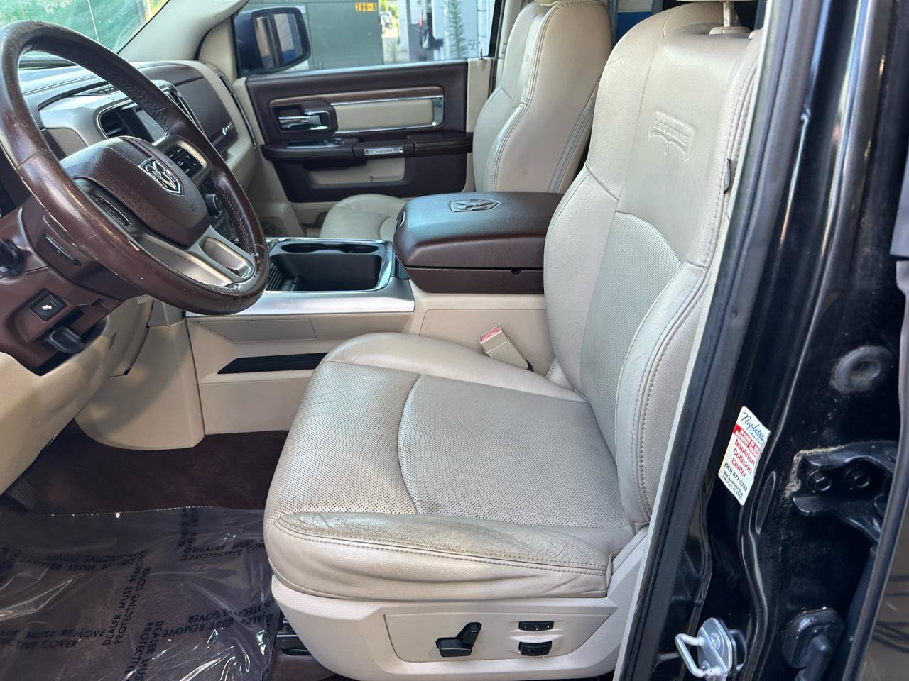 Used 2017 RAM 1500 Laramie RWD image 20