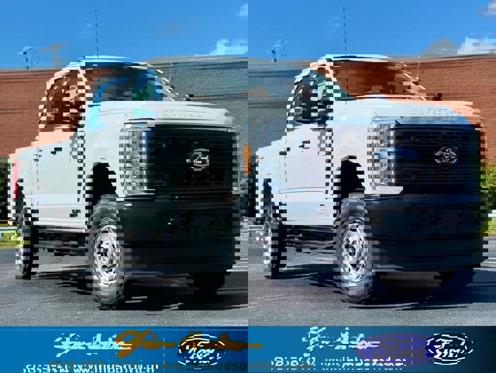 New 2026 Ford F250 XL image 2