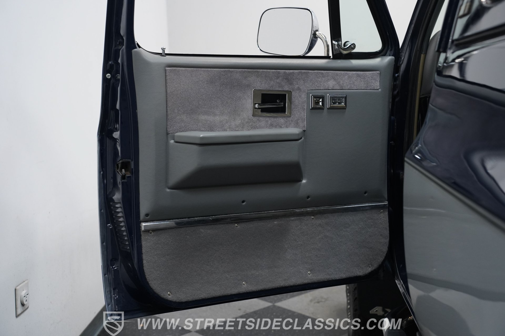 Used 1991 Chevrolet Blazer 4WD image 35