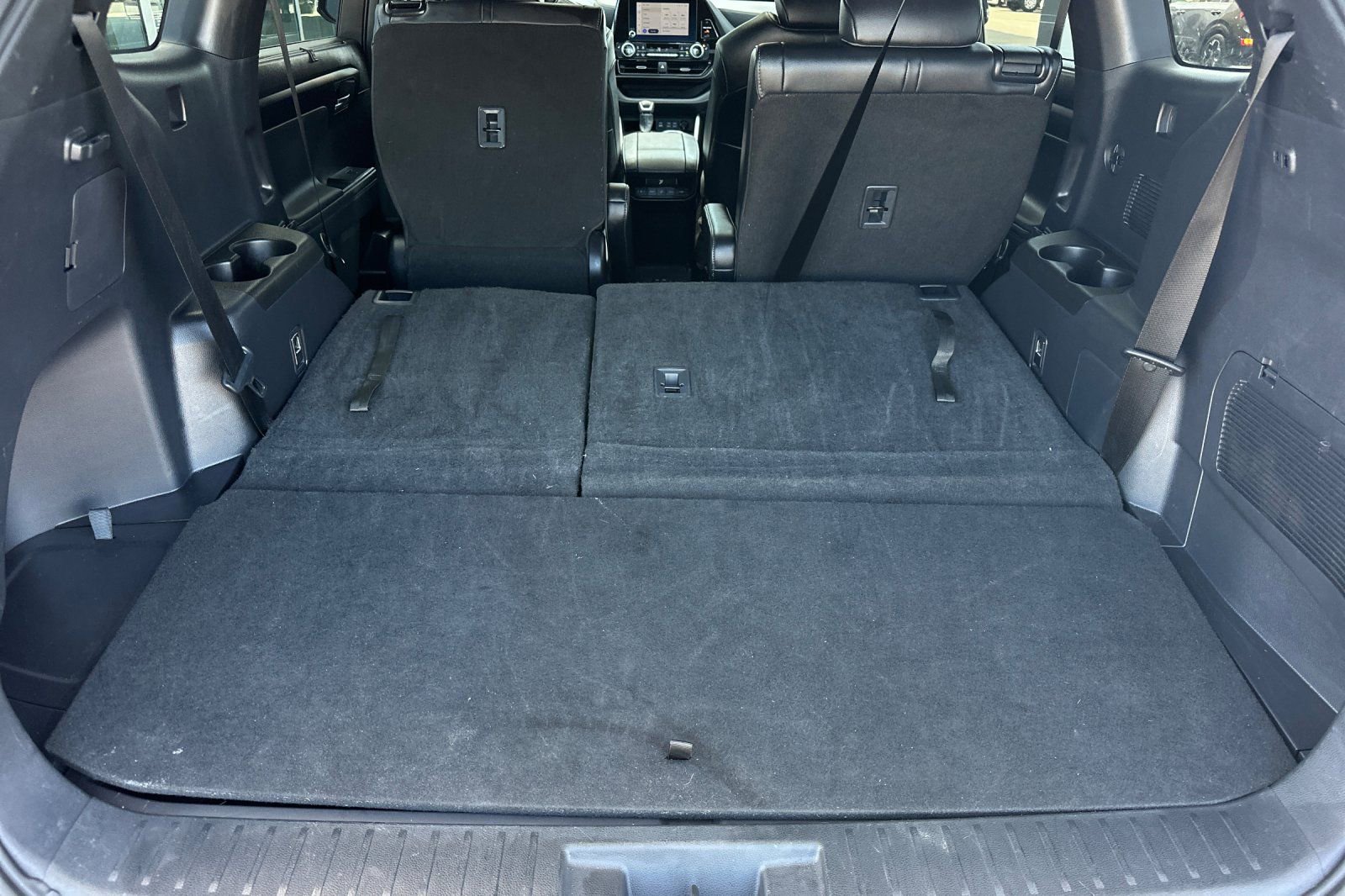 Used 2025 Toyota Highlander XSE image 18