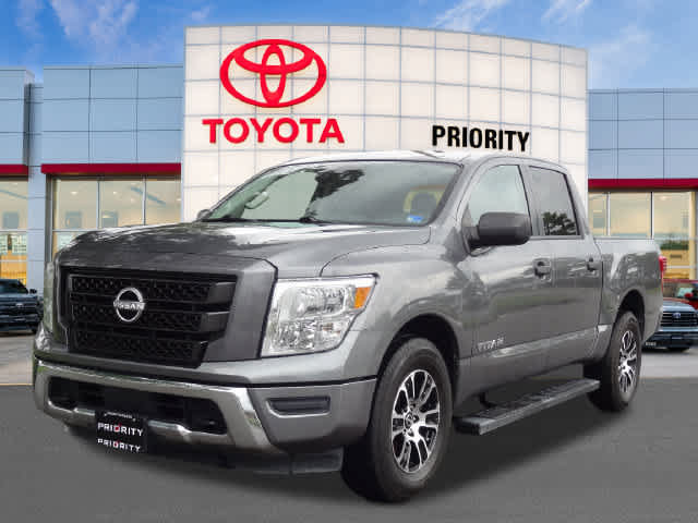 Used 2023 Nissan Titan SV
