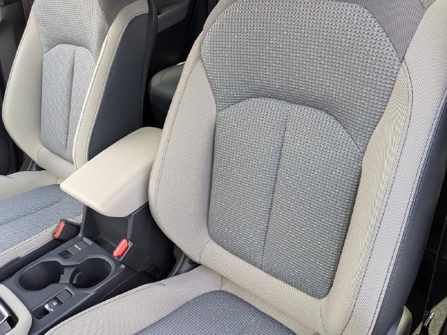 Used 2025 Subaru Forester Premium AWD/4WD image 13