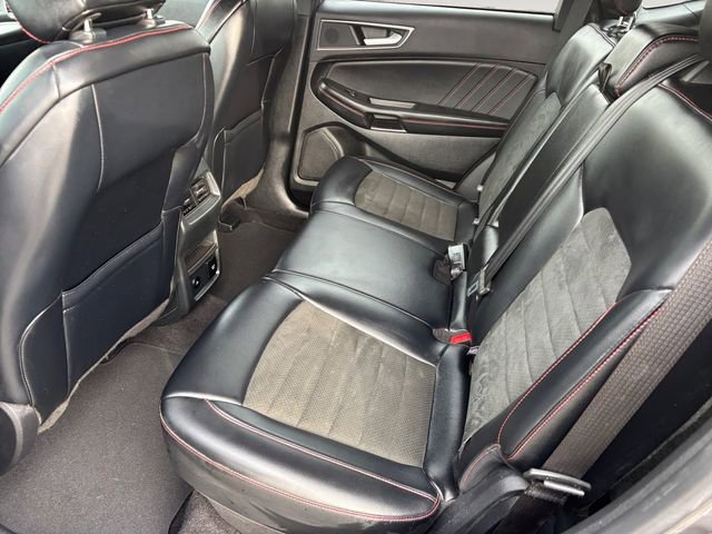 Used 2024 Ford Edge ST-Line w/ Class II Trailer Tow Package image 13