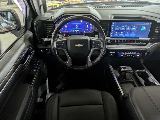 Used 2023 Chevrolet Silverado 1500 LTZ w/ LTZ Convenience Package II AWD/4WD image 16