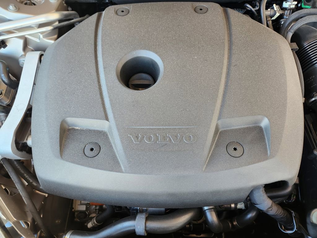 New 2026 Volvo XC60 T8 Ultra w/ Climate Package image 20