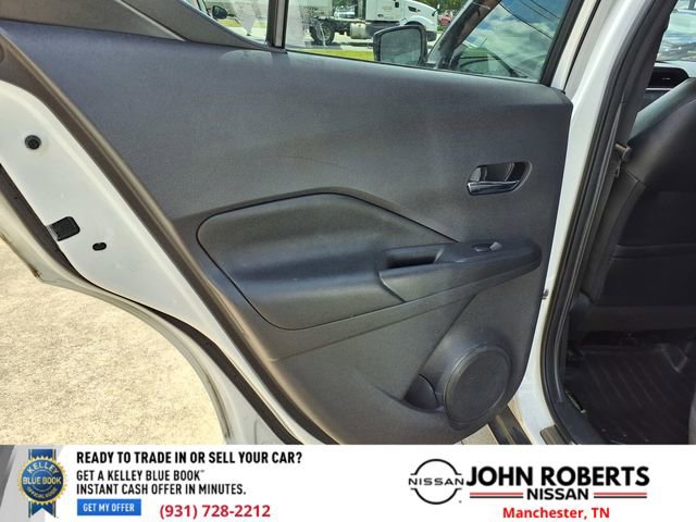 Used 2019 Nissan Kicks SR w/ SR Premium Package FWD image 10