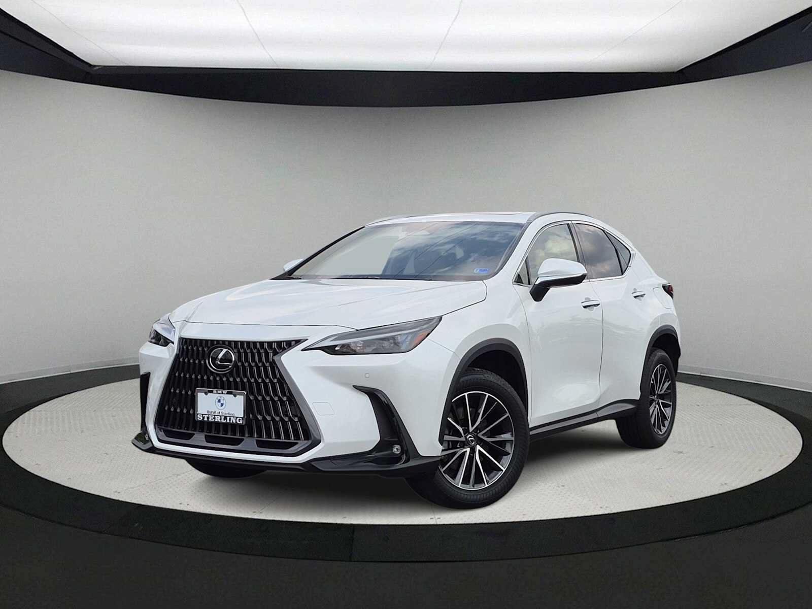 Used 2024 Lexus NX 350h AWD image 1