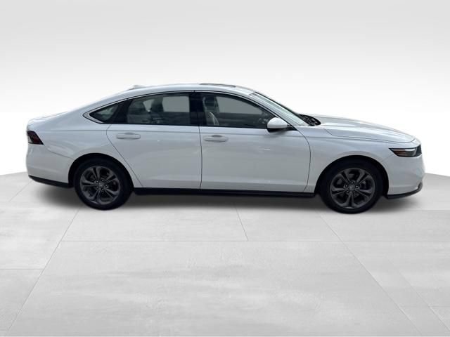 Used 2024 Honda Accord EX image 5
