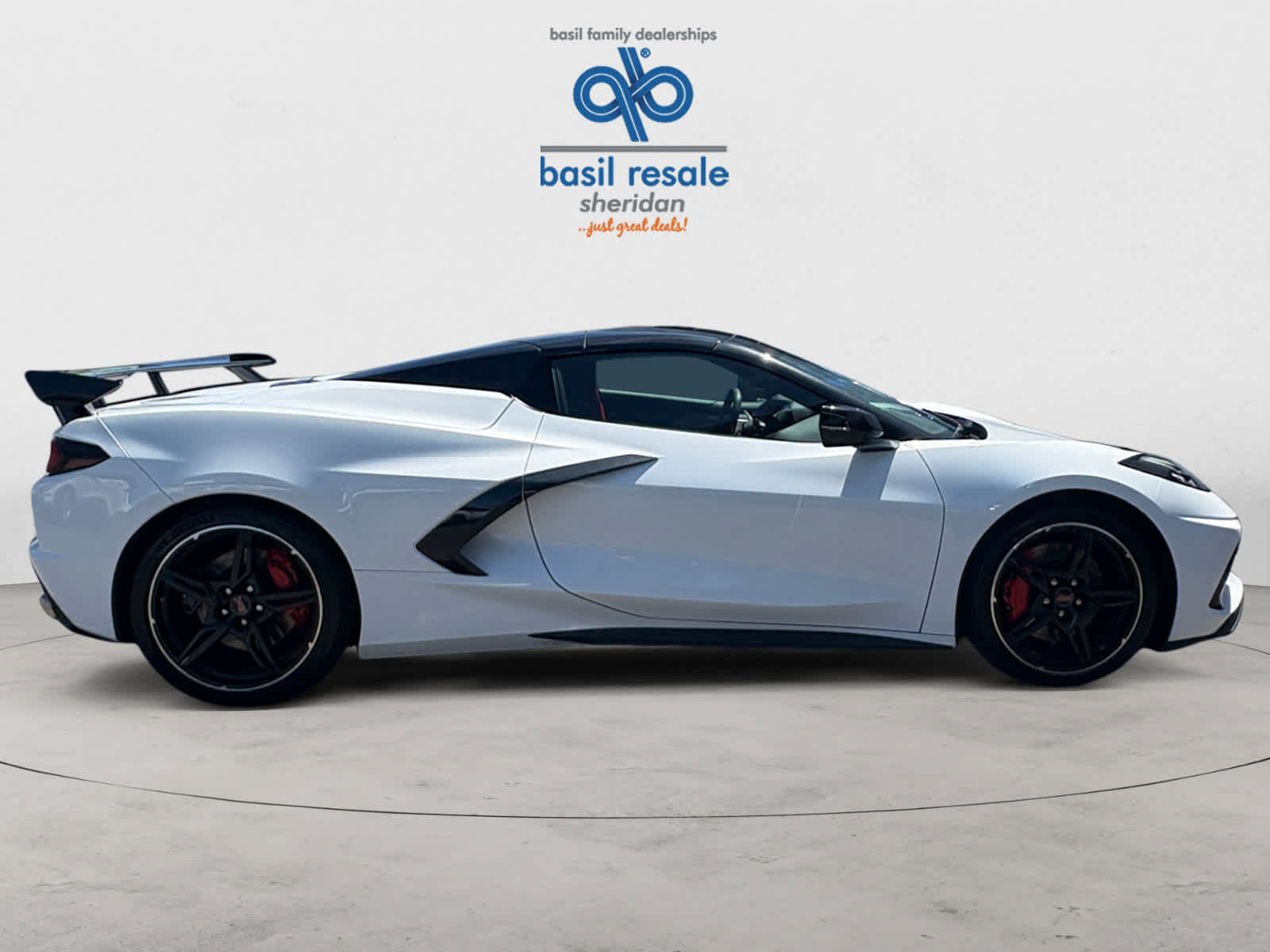 Used 2022 Chevrolet Corvette Stingray Premium Conv w/ Z51 Performance Package RWD image 7