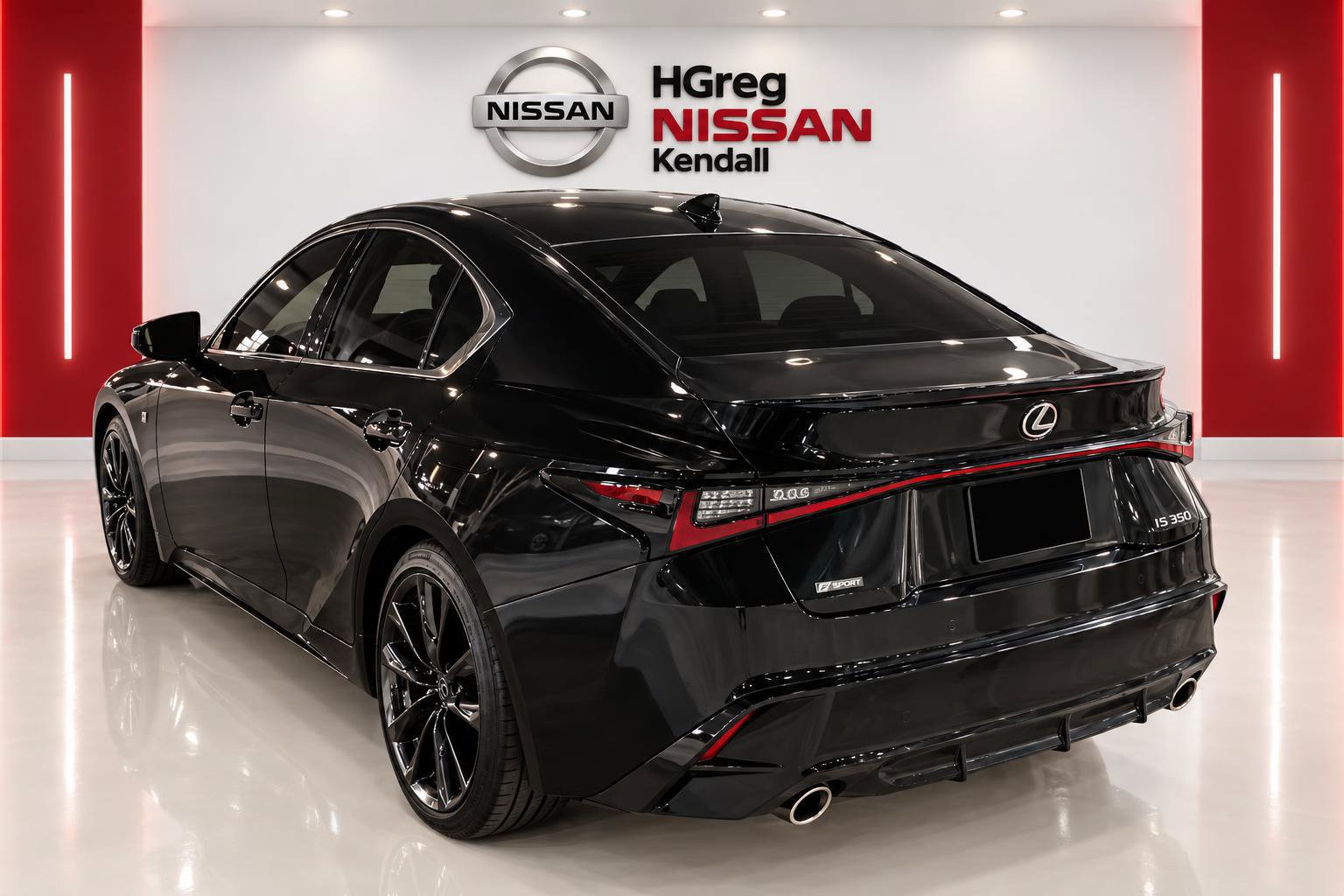 Used 2022 Lexus IS 350 F Sport RWD image 2