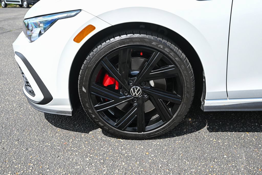 Used 2022 Volkswagen GTI SE FWD image 12