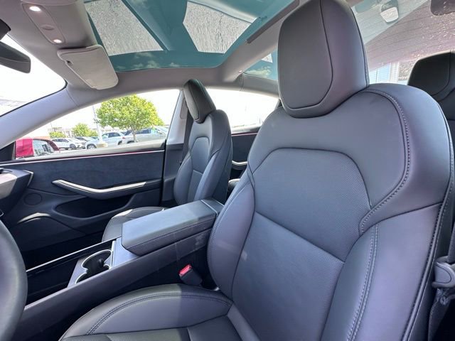 Used 2025 Tesla Model 3 Long Range AWD/4WD image 18