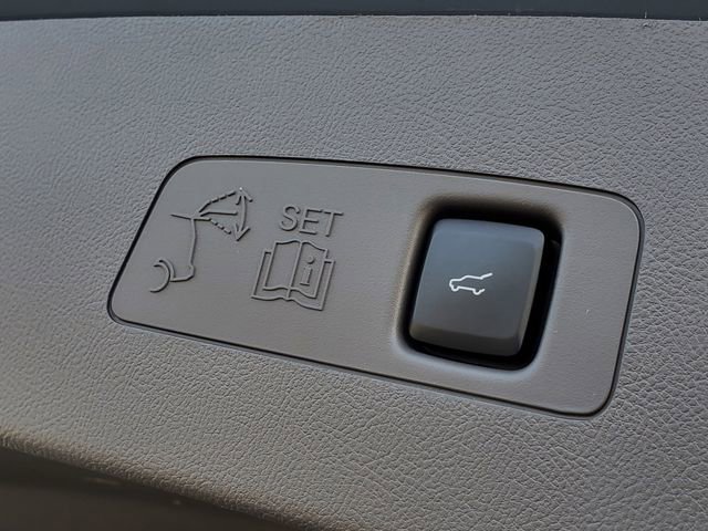 Certified 2024 Lincoln Corsair AWD w/ Equipment Group 101A image 29