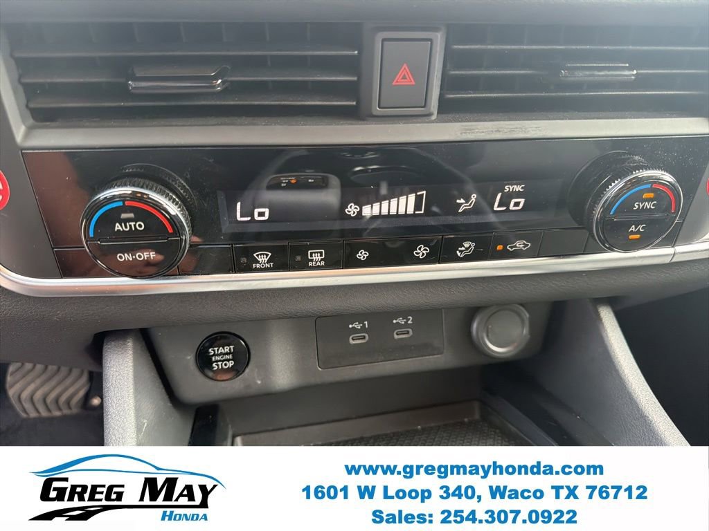 Used 2026 Nissan Rogue SV AWD/4WD image 17