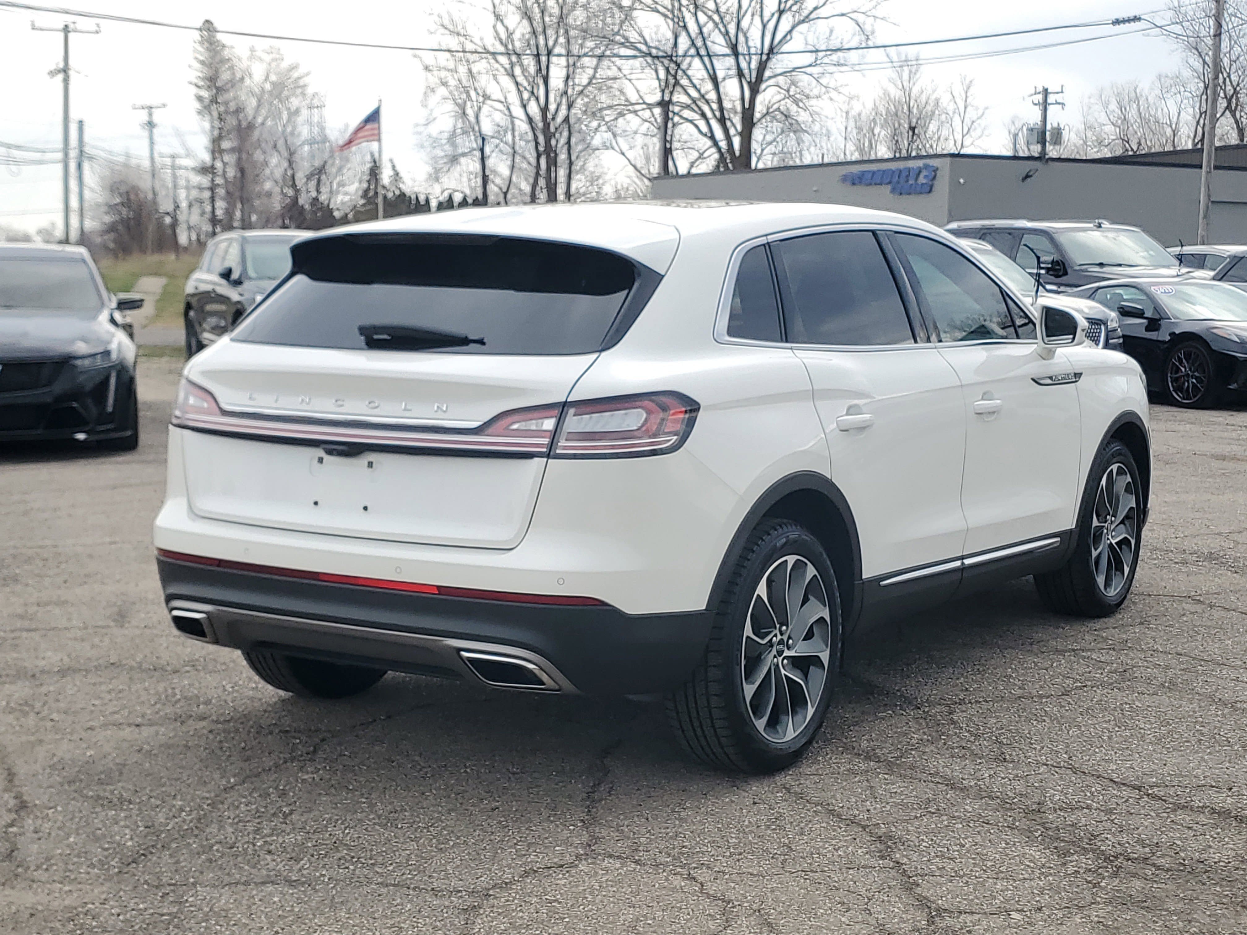 Certified 2023 Lincoln Nautilus Reserve AWD/4WD image 6