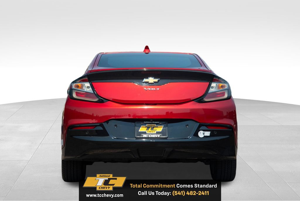 Used 2018 Chevrolet Volt Premier w/ Driver Confidence Package FWD image 4