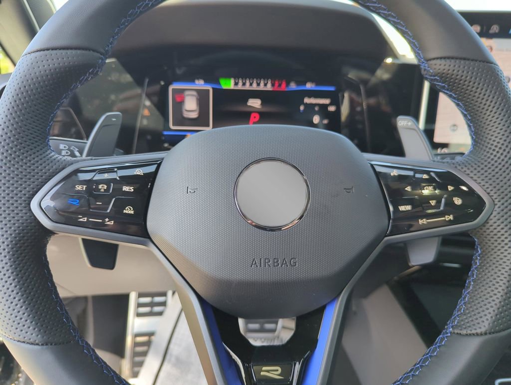 New 2026 Volkswagen Golf image 41