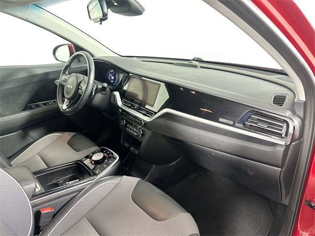 Used 2022 Kia Niro EX w/ Cold Weather Package image 30