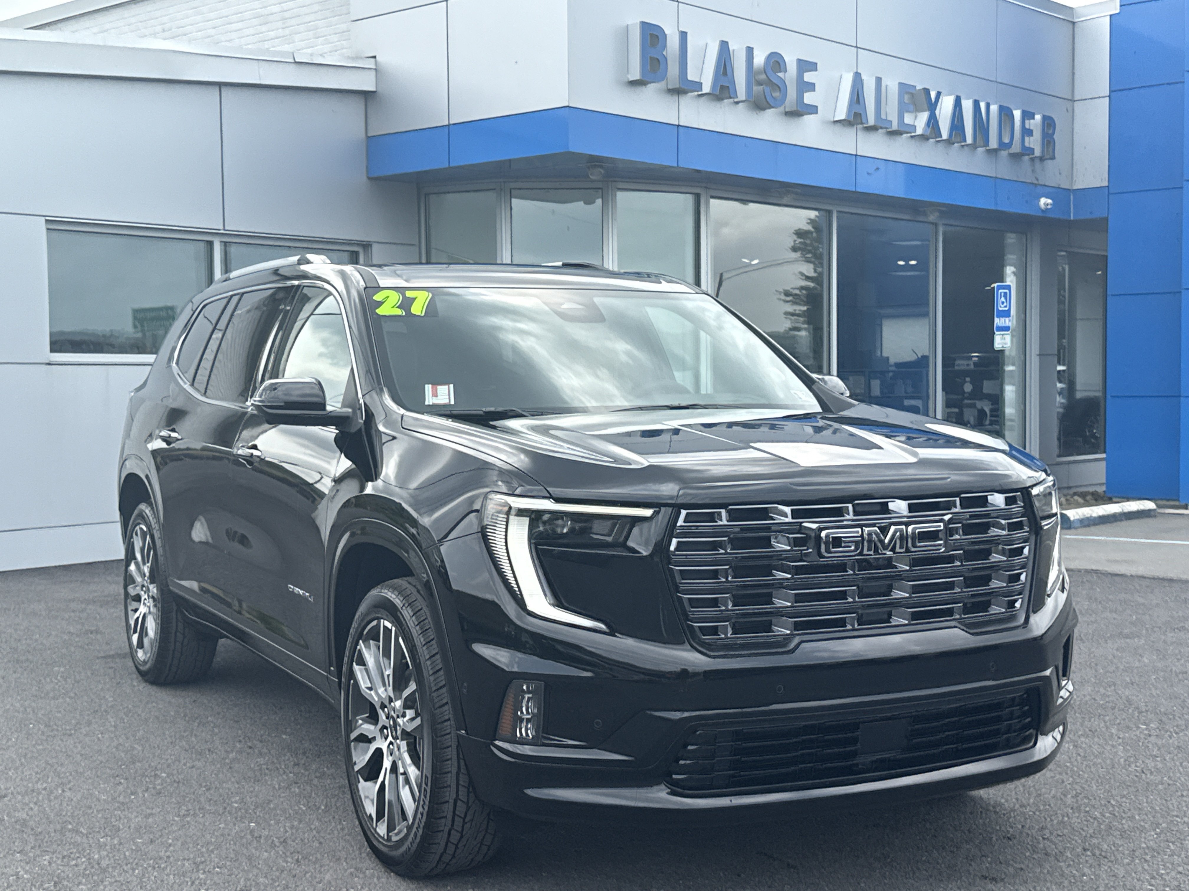 New 2027 GMC Acadia Denali Ultimate AWD/4WD image 2