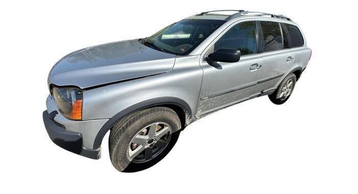 Used 2004 Volvo XC90 2.5T AWD/4WD image 2