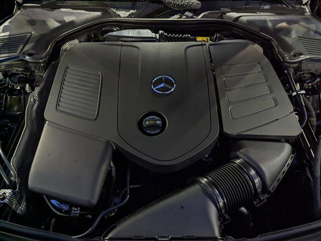 Used 2025 Mercedes-Benz C 300 Sedan image 15