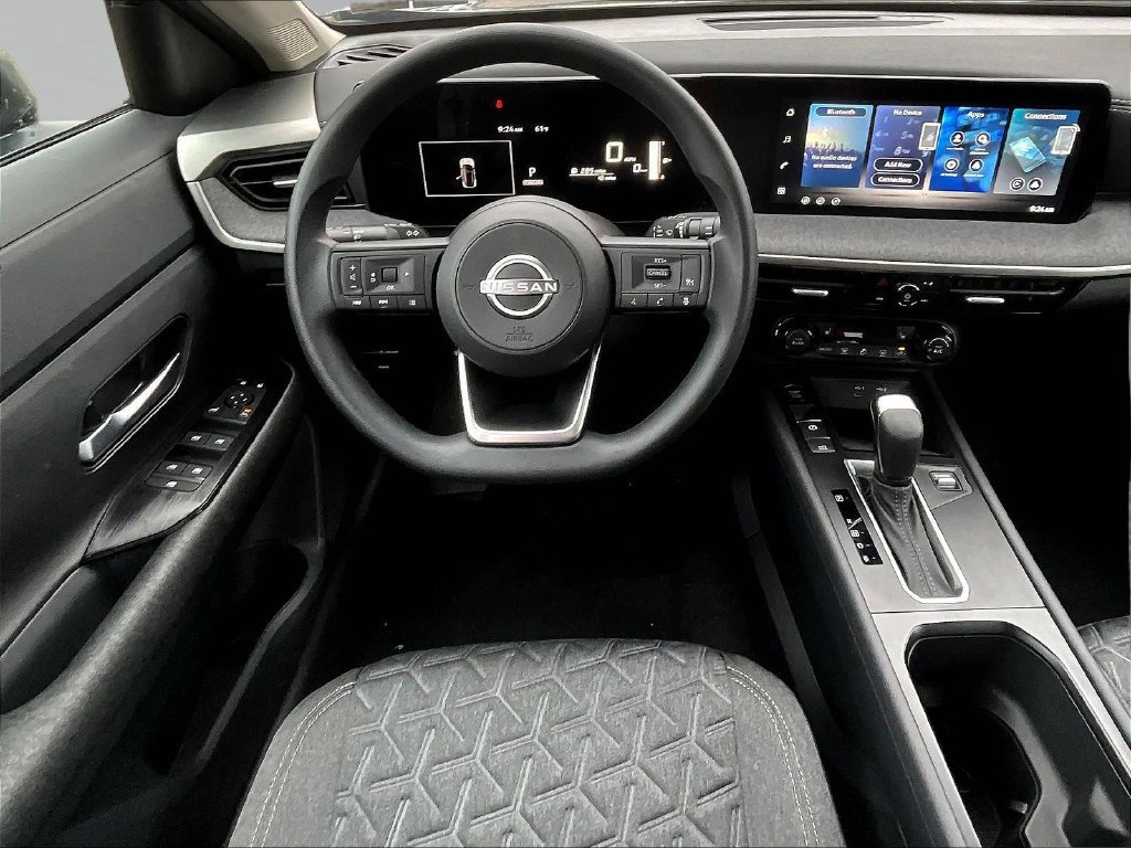 New 2026 Nissan Kicks SV w/ SV Premium Package AWD/4WD image 17