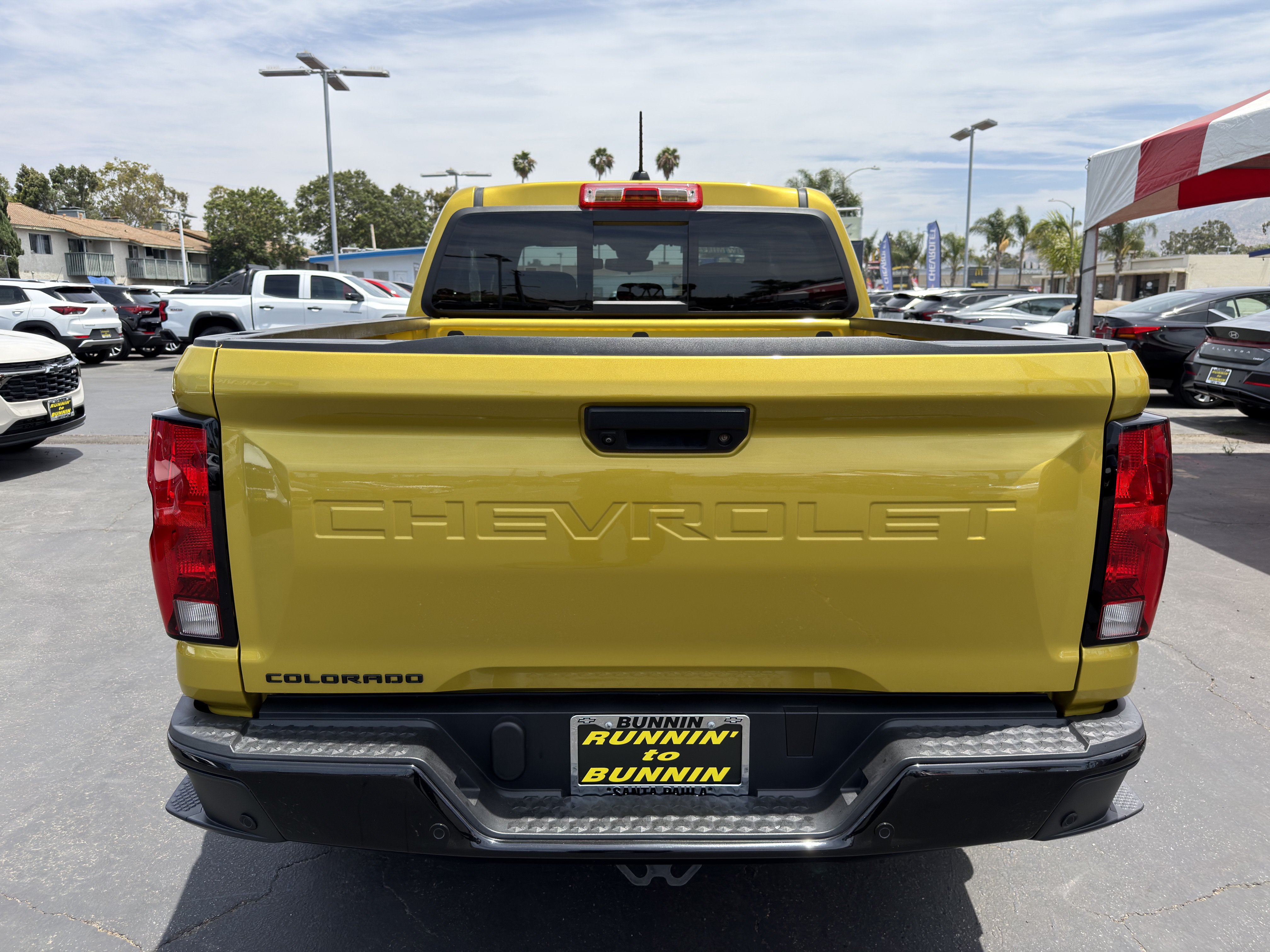 Used 2024 Chevrolet Colorado Trail Boss w/ LPO, Dark Essentials Package AWD/4WD image 7