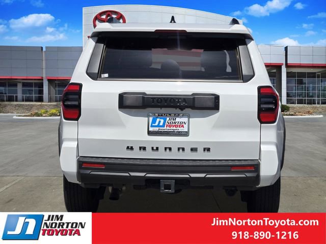 Used 2025 Toyota 4Runner SR5 AWD/4WD image 6
