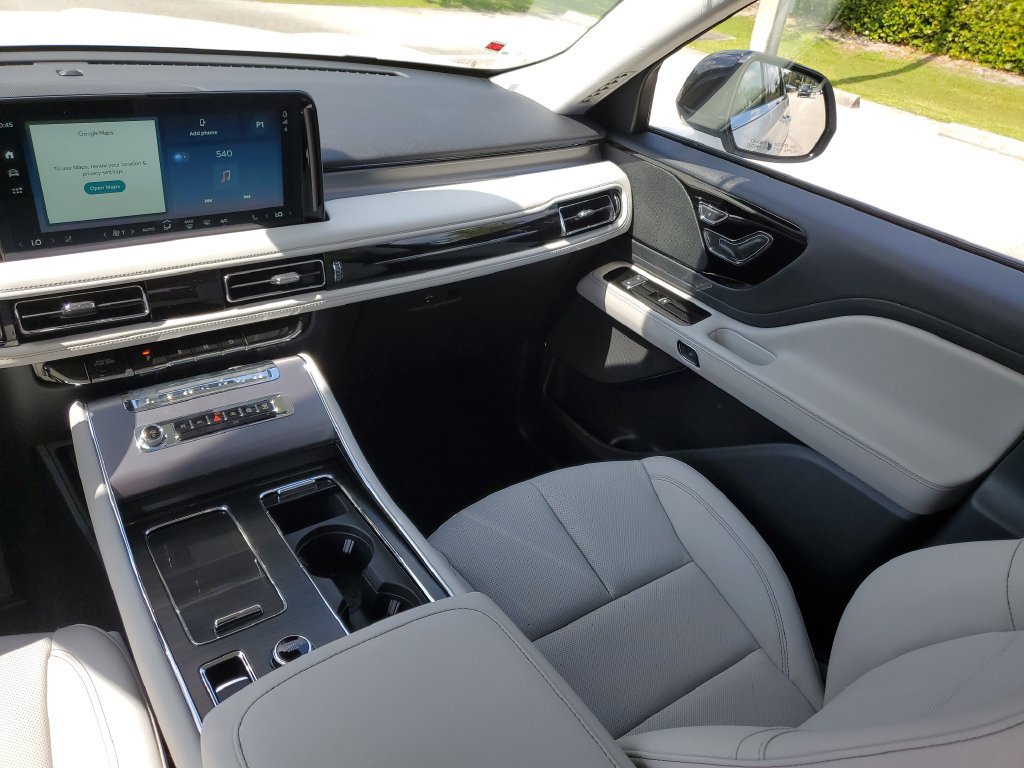 New 2026 Lincoln Aviator 2WD image 17