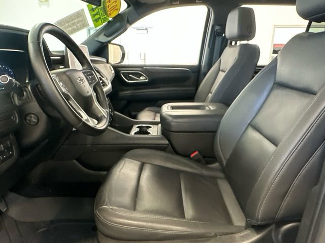Used 2024 Chevrolet Tahoe Z71 w/ Luxury Package AWD/4WD image 31