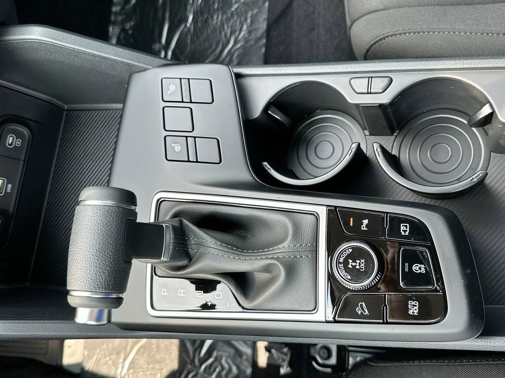 Used 2024 Kia Sportage LX image 39