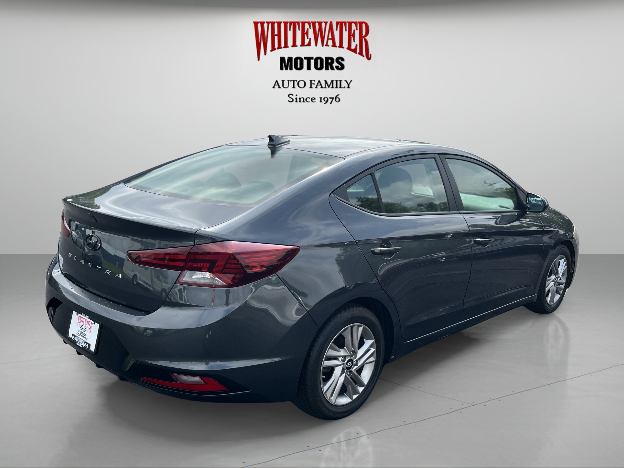 Used 2020 Hyundai Elantra SEL FWD image 5
