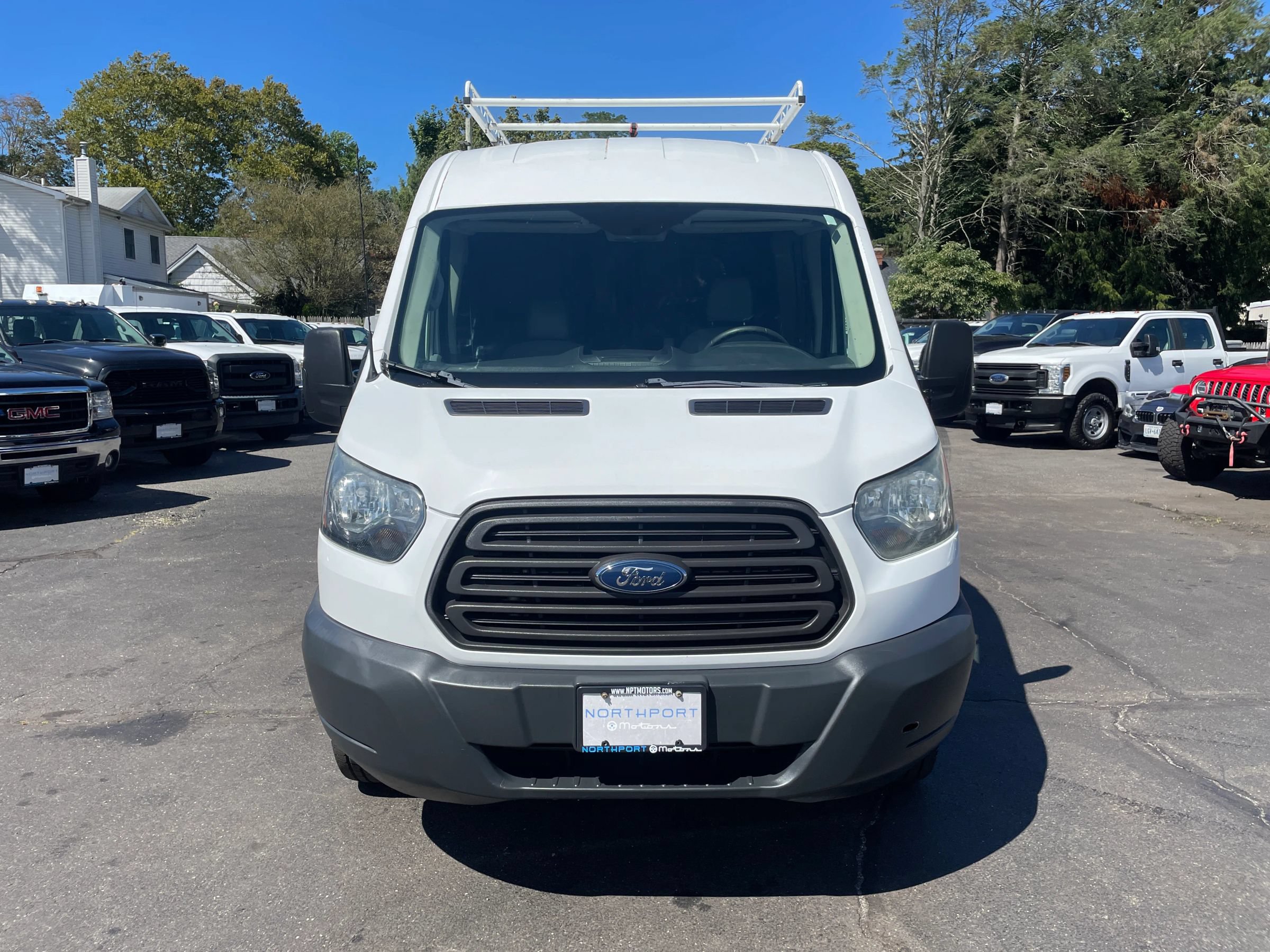 Used 2015 Ford Transit 250 130 Medium Roof RWD image 8
