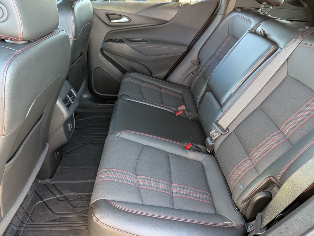Used 2023 Chevrolet Equinox RS AWD/4WD image 26
