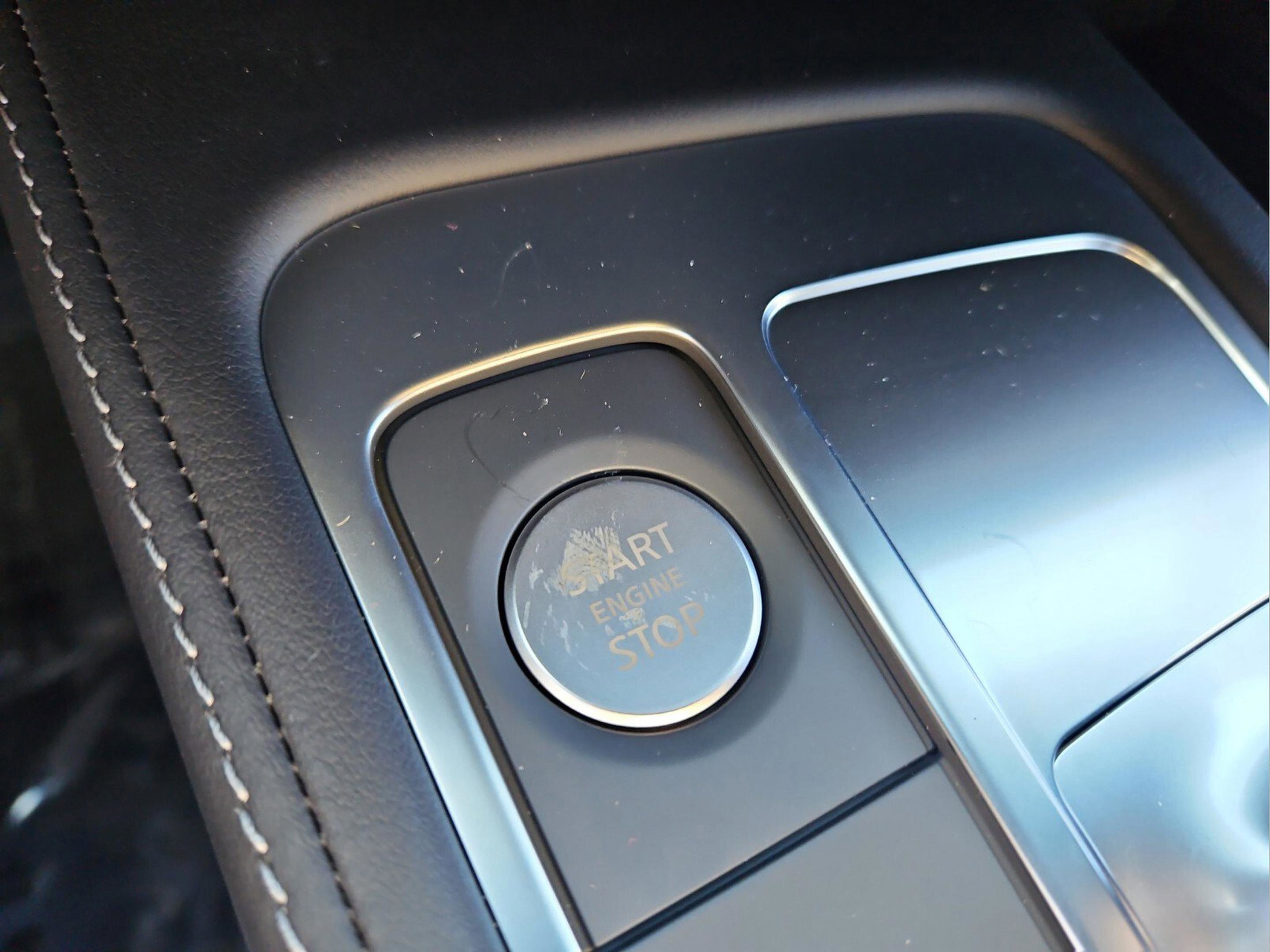 Certified 2025 INFINITI QX60 Luxe w/ Black Edition image 23