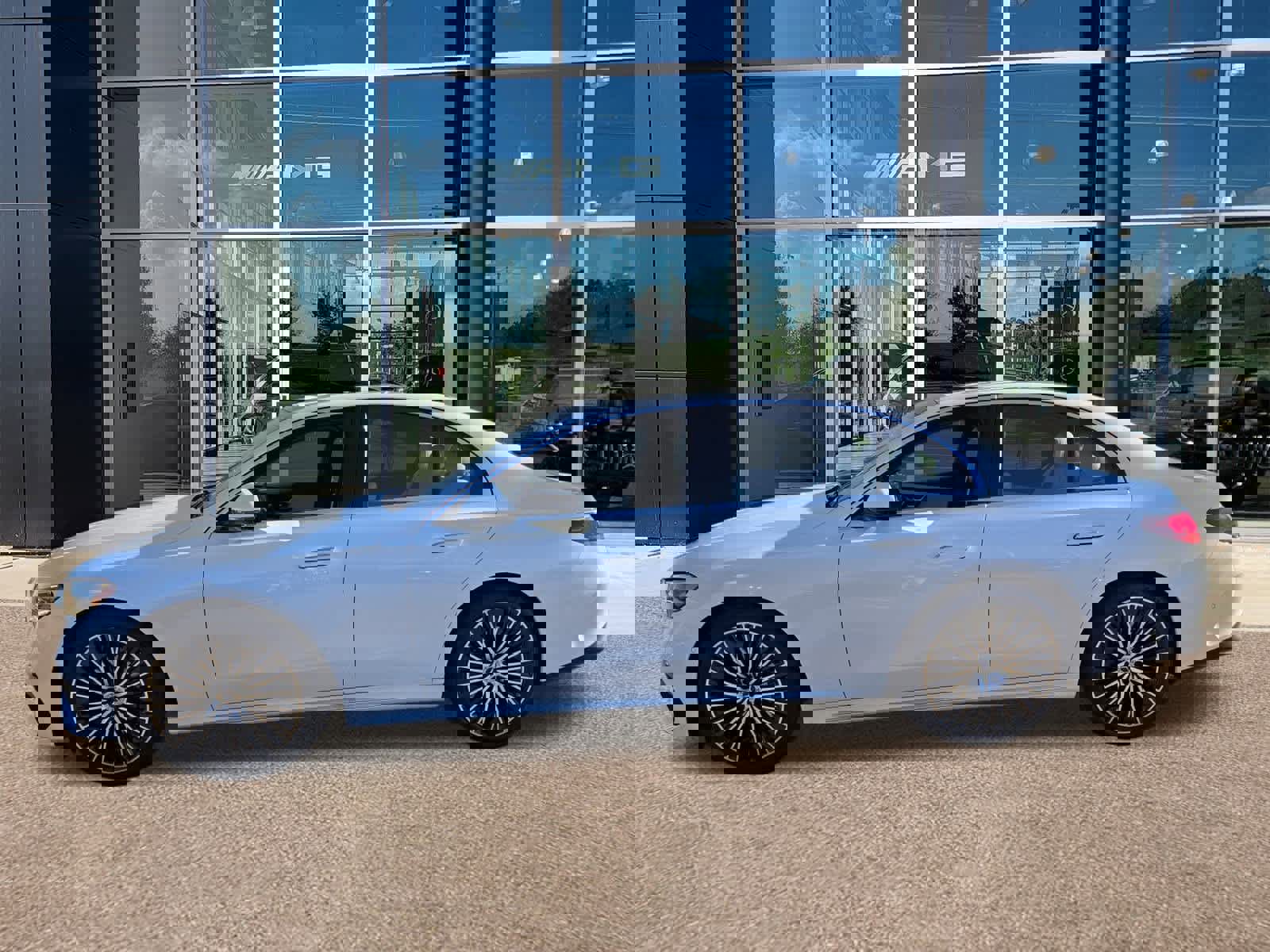 New 2026 Mercedes-Benz E 350 Sedan image 2