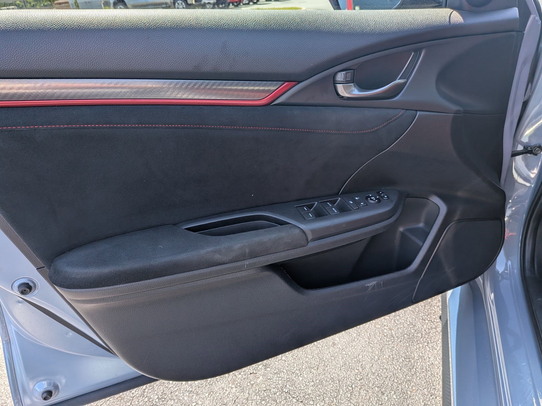 Used 2019 Honda Civic Type R image 10