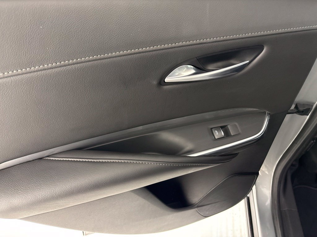 Used 2024 Cadillac XT4 Premium Luxury FWD image 27