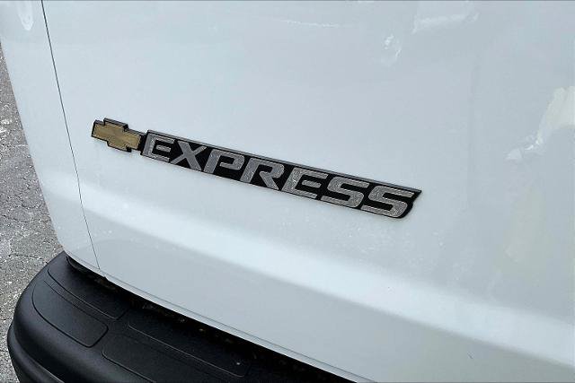 New 2025 Chevrolet Express 2500 Extended w/ Driver Convenience Package RWD image 5